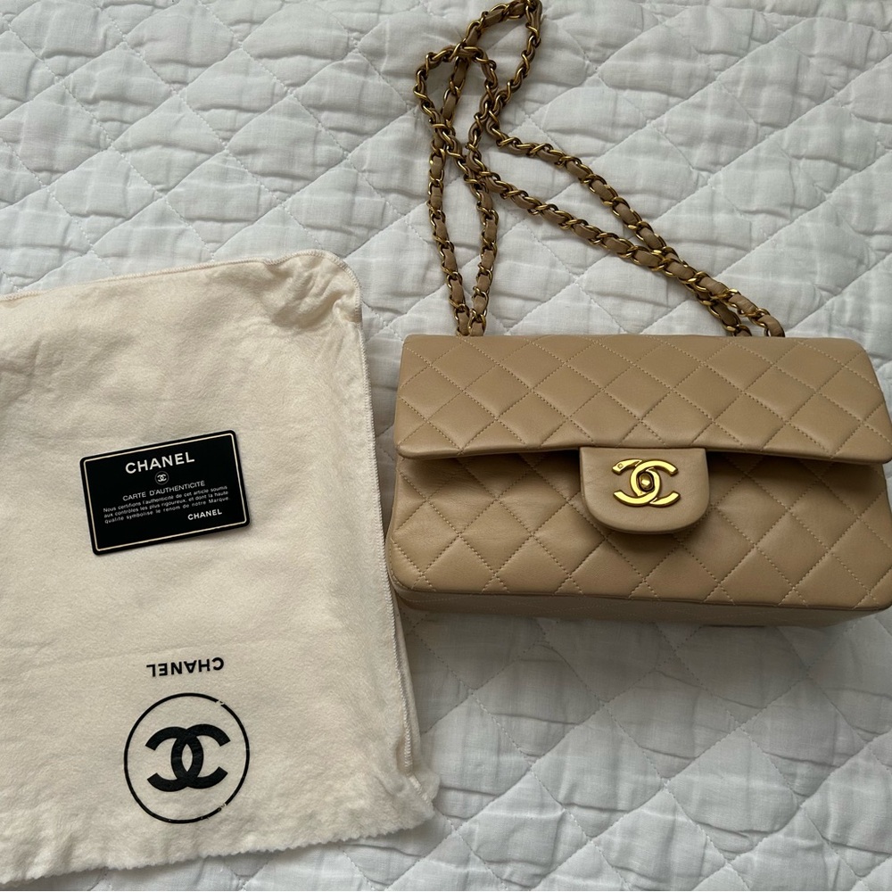 Beige Quilted Leather Shoulder Bag with Chain Strap - Picture 9 of 14
